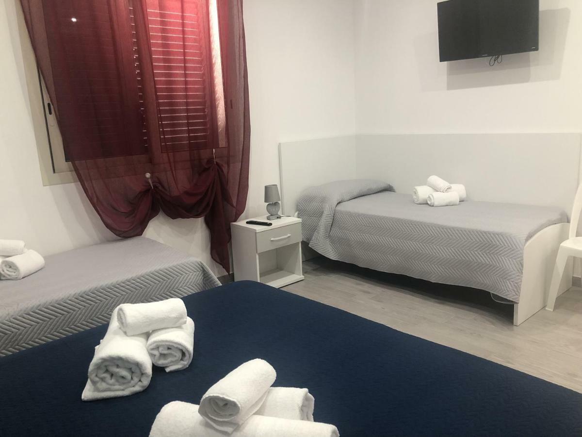 La Ruota B&B แตร์ราซีนี ภายนอก รูปภาพ