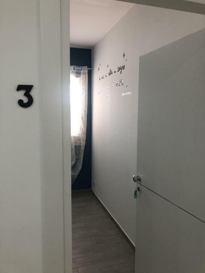 La Ruota B&B แตร์ราซีนี ภายนอก รูปภาพ